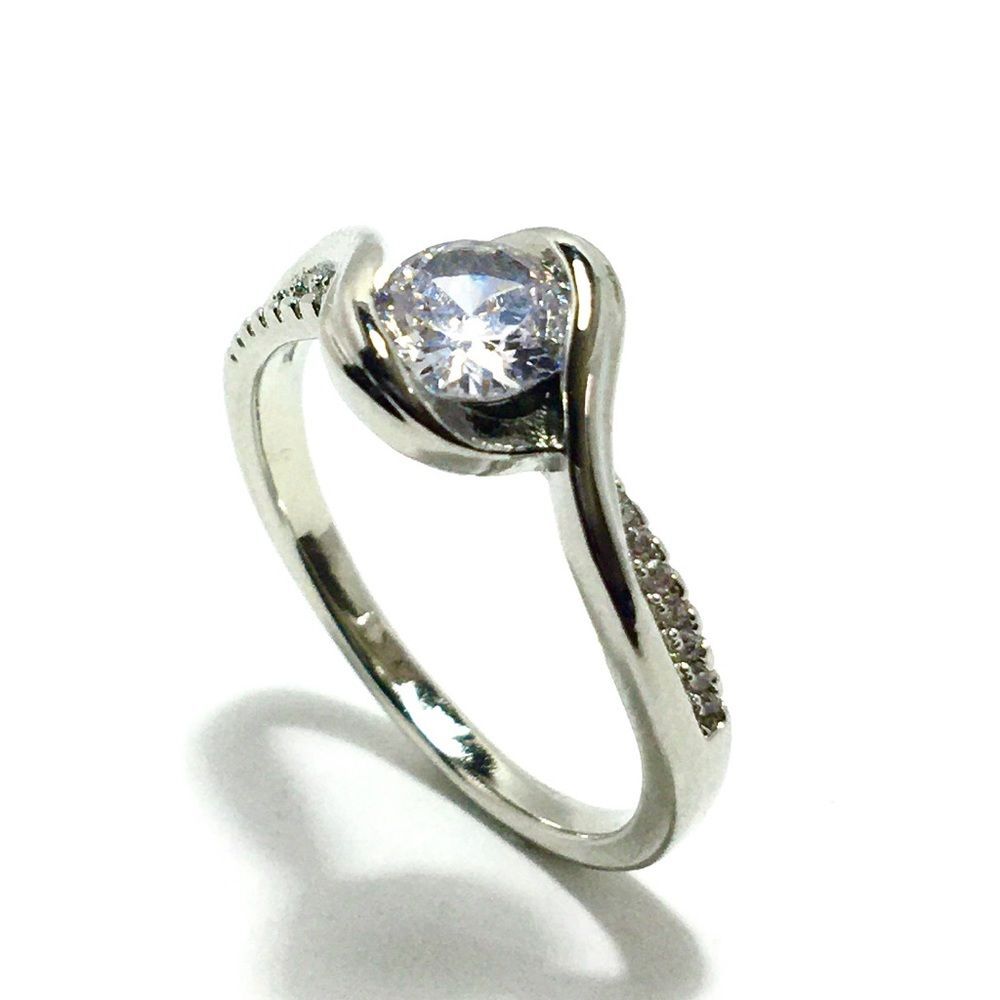 Cubic Zirconia Silver Tone Ring Size 7 Gemstone Simulated Diamond Engagement